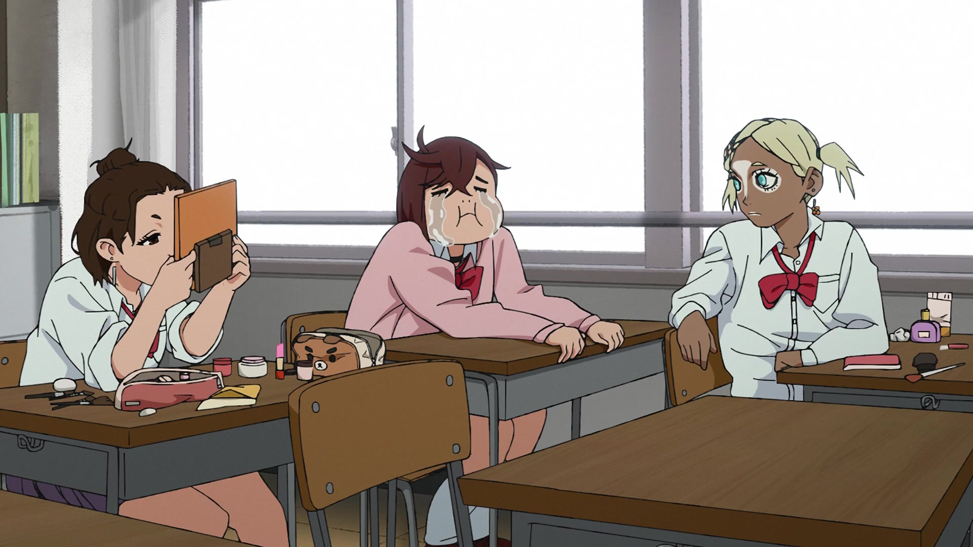 New_raws_Dandadan_01_1080p_AMZN_mkv_Comp_22_10x_RIFE_RIFE4_6_239.mp4